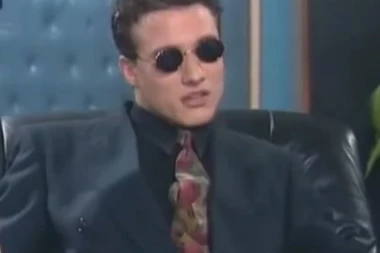 Pre 24 godine glumio je zgodnog telohranitelja u "Srećnim ljudima", a danas je jedan od najboljih frajera u Srbiji!