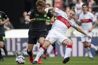 Asano u Beograd dovodi i kuvara!