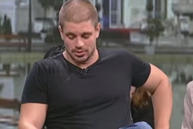 Petrućiju pustili ljubavni snimak sa Rebekom: Umalo da izleti iz studija, nije mu bilo dobro!