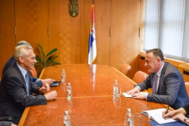 Antić sa Bocan Harčenkom: Osnažujemo prijateljstvo dve zemlje na svim nivoima!