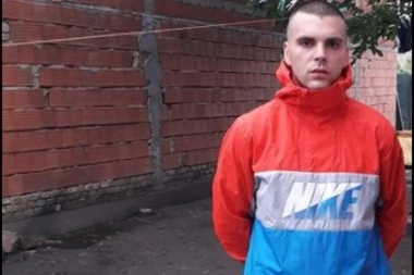 Aleksandaru (23) se od 7. juna misteriozno gubi svaki trag! Uplakana majka moli za pomoć, prepoznaćete ga po upečatljivoj tetovaži