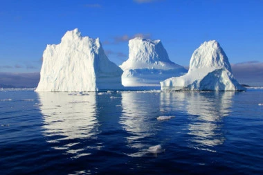 NI PROMENA KLIME NE BI POMOGLA: Za led na Grenlandu više nema spasa!