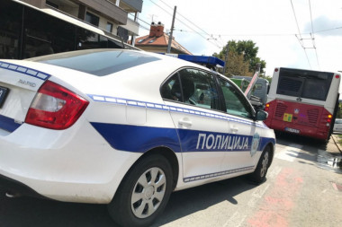 EKSPRESNA REAKCIJA POLICIJE: Uhapšen pevač koji je osumnjičen da je IZBO goste kluba u Kragujevcu