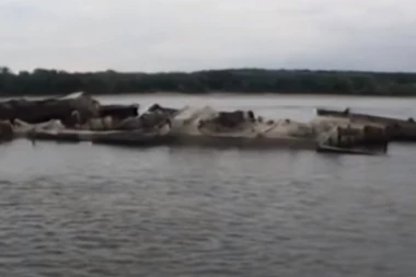 Opasno po život! Na dnu Dunava leže brodovi-ubice puni neeksplodiranih mina, nacistička flota već 75 godina uništava ekosistem!