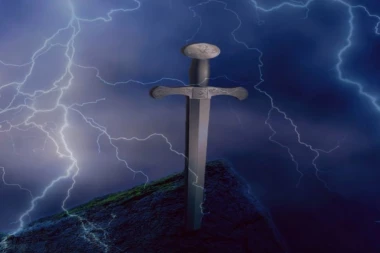 CENA PRAVA SITNICA: Evo za koliko para je na aukciji prodat NAPOLEONOV MAČ