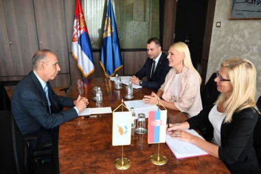 Biljana Popović Ivković sa ambasadorom Kipra: Poštovati međunarodno pravo i na GS Interpola