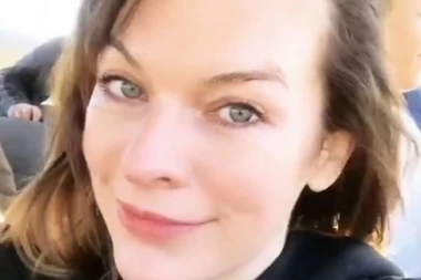 Mila Jovović mama po treći put! Glumica u blagoslovenom stanju u 44. godini!