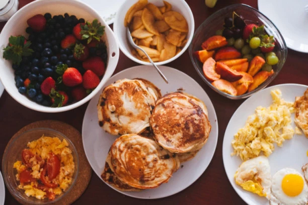 DORUČAK, DA ILI NE?! Ovo je mišljenje čuvenog ruskog akademika, EVO ŠTA NAS JE POSAVETOVAO!