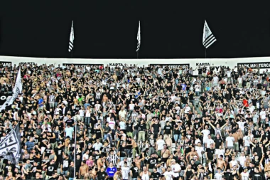 HAOS NA BANOVOM BRDU! Nemile scene na utakmici Čukaričkog i Partizana! Sudije ZAHTEVAJU da se OVO uradi!