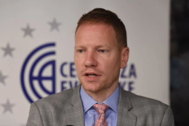 SRAMOTNO! Milan Antonijević oštro osudio Petra Boškovića  i GNUSNO vređanje državne funkcionerke: To je polno i rodno uznemiravanje!