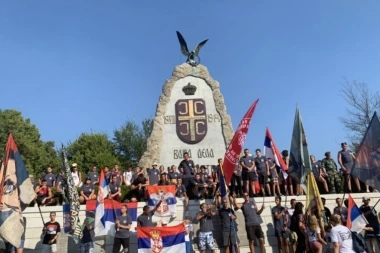 (FOTO, VIDEO) Svi učesnici marša stigli u Tekeriš!