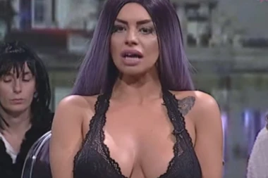 (FOTO) Ne mogu da ozdravim! Zerina šokirala pratioce na Instagramu OVIM rečima!