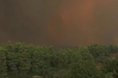 U Kamberi zabeleženo 43 stepena! Rekordne temperature oživljavaju požare