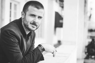 Takozvani novinar niskotriražnog Danasa oboleo od mržnje i zlobe: Ne smrdi Beograd na ljudski izmet, već na pravoslavne džihadiste i popove koji se ne peru