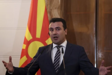 (VIDEO) Zaev uhvaćen na delu! Objavnjen je audio snimak koji otkriva da je pomagao Bokiju 13 u pranju para