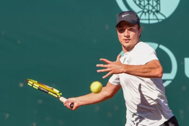 OGROMAN PODVIG MLADOG SRBINA: Kecmanović u borbi za prvi ATP trofej!