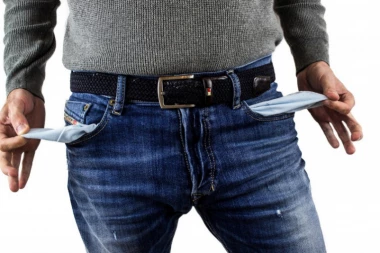 Crni dani dolaze! Ekonomisti najavljuju da se Evropa približava recesiji