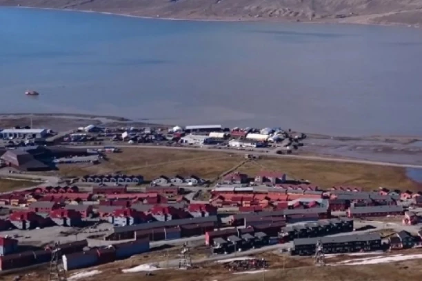 OVO JE GRAD U KOJEM NIKO NE SME DA UMRE! Turisti čim počnu da kašlju oduzimaju se od straha, tada se dešava NEVEROVATNA STVAR (VIDEO)