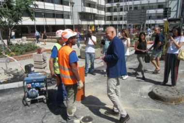 Važno mi je da razgovaram sa radnicima: Radojičić obišao radove na raskrsnici Kraljice Marije i 27. marta