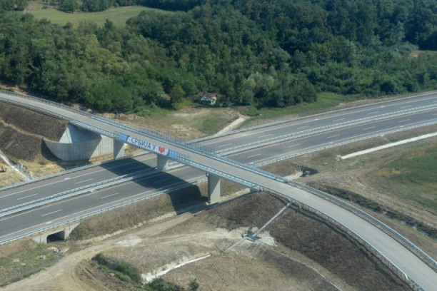 POČETAK GRADNJE AUTO-PUTA U FEBRUARU: Deonica do Zrenjanina duga 105 kilometara imaće 21 nadvožnjak