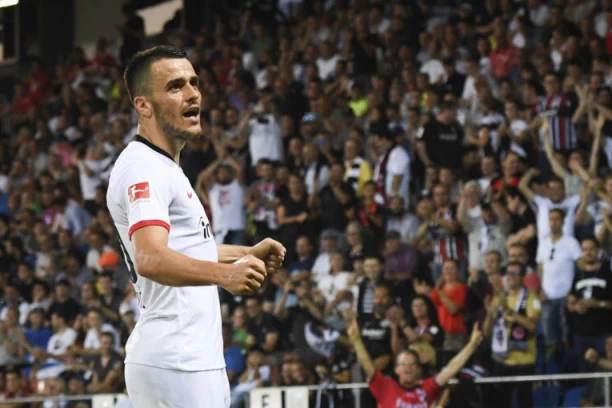 Kostić ide u Premijer ligu?