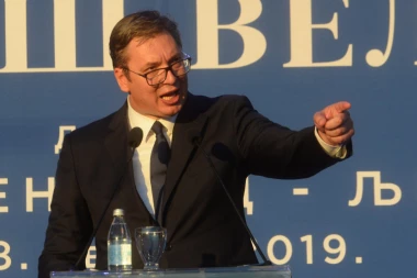 Brutalan odgovor predsednika Vučića: Izneću tačno koliko smo novca dali večitim rivalima, pa nek se onda vidi ko je čiji ljubimac!