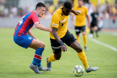 Definitivno: Jang Bojs bez najboljeg napadača na Zvezdu, ali preti druga opasnost po Borjanov gol!