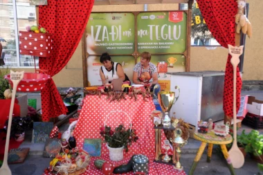 U prodaji ajvar po receptu pobednika manifestacije "IZAĐI MI NA TEGLU"