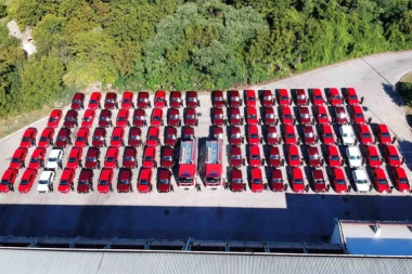 (FOTO) Sektor za vanredne situacije dobio 93 vozila!
