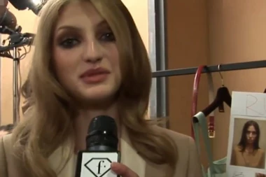 Stravičan snimak spasavanja poznate manekenke koja je stradala na imanju milionera: Simona u invalidskim kolicima!