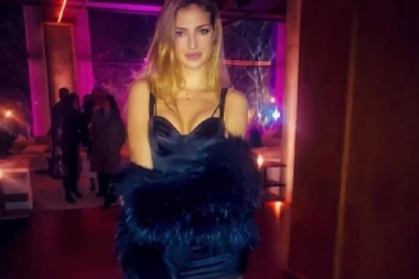 Roditelji manekenke povređene na imanju milijardera zabrinuti: Evo kakvo je pravo Simonino stanje!