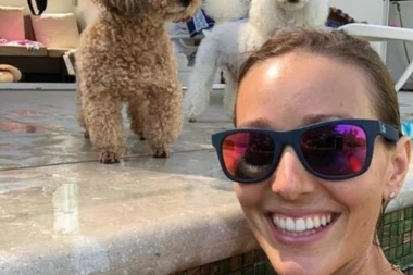 Kupajte se Jecinom kupkom: Jelena Đoković pravi sapune od svog zamrznutog majčinog mleka!