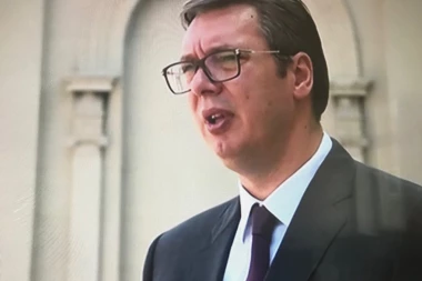 Nakon posete Vučića stanari hotela "Bristol" prekinuli štrajk glađu