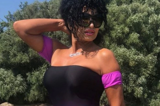 KRATKO I JASNO: Dok svi bruje o ljubavnim porukama sa Tomovićem, Lidija objavila fotku!