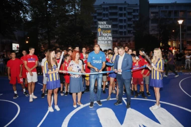 (FOTO) Spektakl na Vračaru: Mozzart otvorio novi teren