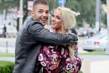 DŽEHVA PROVOCIRA ANĐELA: Teodora iskoristila BOLNU TAČKU bivšeg dečka kao odgovor na SPORNI SNIMAK! (VIDEO)