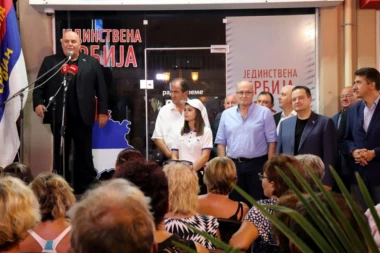 Dačić, Palma i preko 5.000 ljudi na zatvaranju Kancelarije Jedinstvene Srbije u Paraliji za ovu sezonu