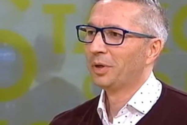 DOK SE BORIO ZA OZDRAVLJENJE DECE, SAZNAO DA IMA RAK!  Potresna priča Dejana Pantelića koja nikoga ne ostavlja ravnodušnim!