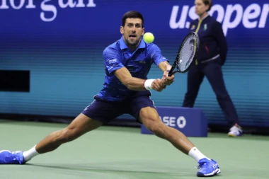 Neslavan kraj Novaka na US Openu: Đoković predao Vavrinki!