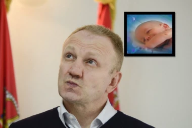 Do keša i preko beba! Dosije o Đilasovoj pljački RTS