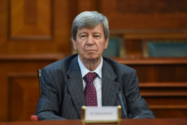 PREMINUO EDUARD KUKAN: Evropa ostala bez iskusnog političara