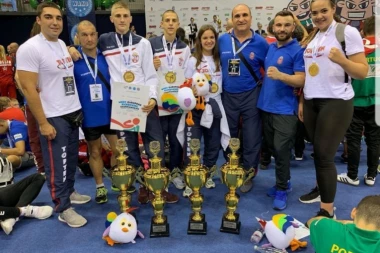 Naši borci dominirali: Srpski kik bokseri osvojili 15 medalja na EP u Đeru!