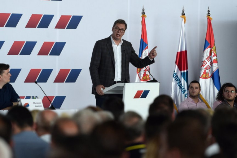 "TRAŽIĆE NAM DA PRIZNAMO KOSOVO" Vučić na sednici GO SNS: Srpska lista da izađe na izbore, čekaju nas teška vremena