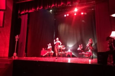 Baletska predstava "Kabare" besplatno na Sava promenadi