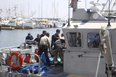 NEMA VIŠE NADE DA IMA PREŽIVELIH: Svih 34 putnika tragično nastradalo na spaljenom brodu!