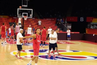 (FOTO/VIDEO) Nek se spreme Italijani, ruku "namestio" čak i Muta!