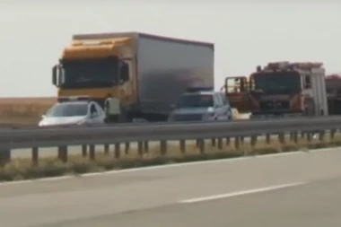 Detalji nesreće kod Žednika: Poginuli dva brata i šurak, preživelii dečak još ne zna da mu je otac mrtav