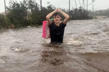 (VIDEO) Dorijan sravnio Bahame sa zemljom: Snimak iz vazduha otkriva katastrofalne posledice uragana