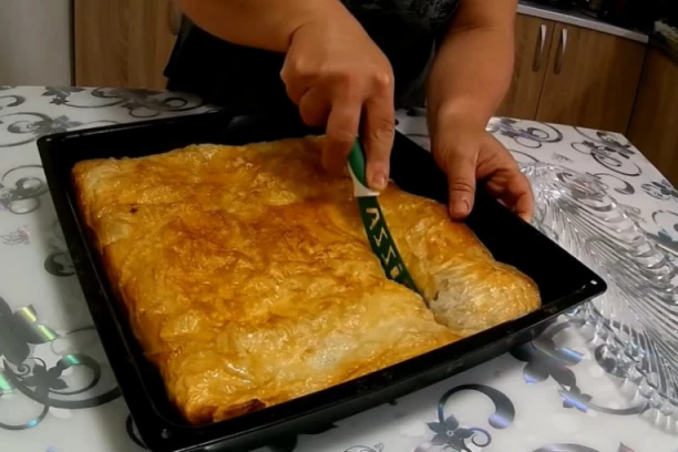 BUREK bolji od onog iz pekare: Recept koji ćete obožavati