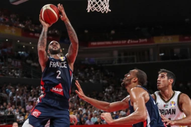 Dominantna predstava Francuza za prvo mesto u grupi!